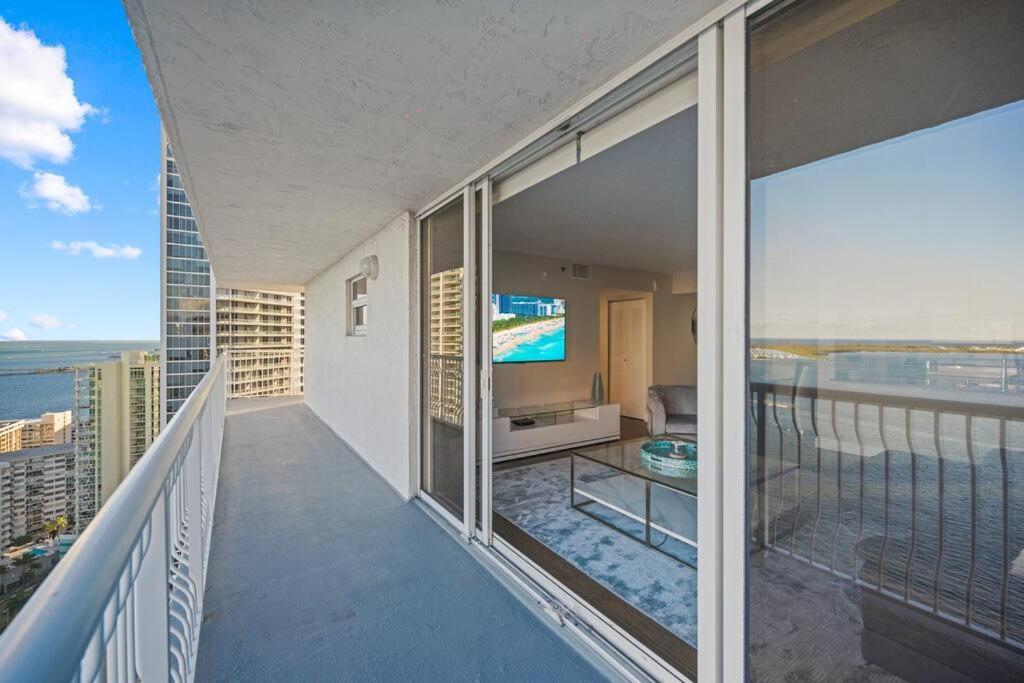 Appartamento Ocean View 35Th Floor, In The Heart Of Miami Esterno foto