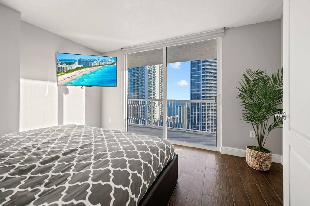 Appartamento Ocean View 35Th Floor, In The Heart Of Miami Esterno foto
