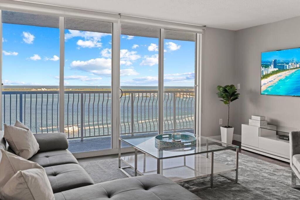 Appartamento Ocean View 35Th Floor, In The Heart Of Miami Esterno foto