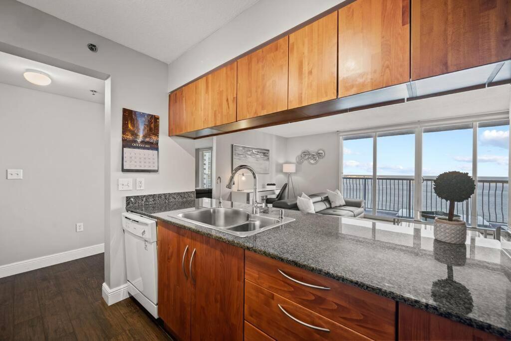 Appartamento Ocean View 35Th Floor, In The Heart Of Miami Esterno foto